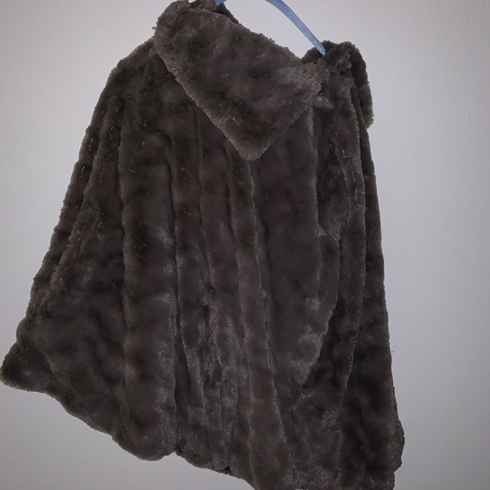 Dennis Basso Poncho!